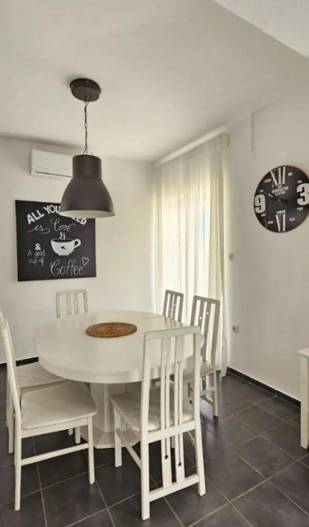 Holiday Home Katy - Free Private Parking And Garden Posedarje 0*,
